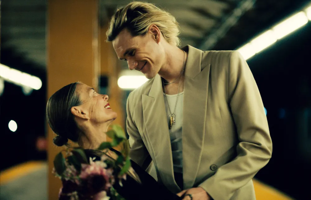 "Lo Sguardo": Gloria Zingales Confronts the Male Gaze